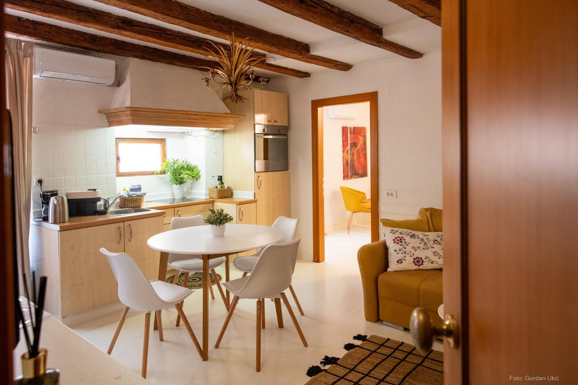 Apartment Jolli Rovigno Esterno foto