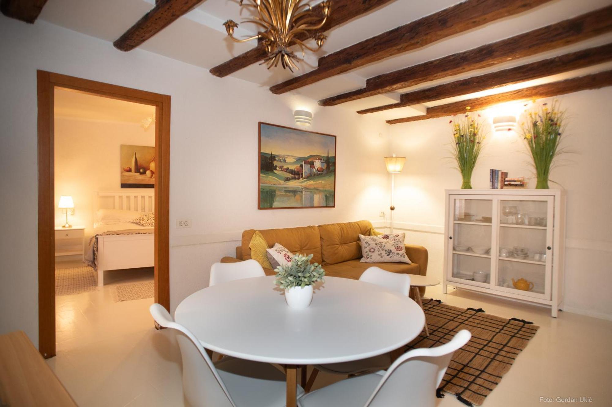 Apartment Jolli Rovigno Esterno foto